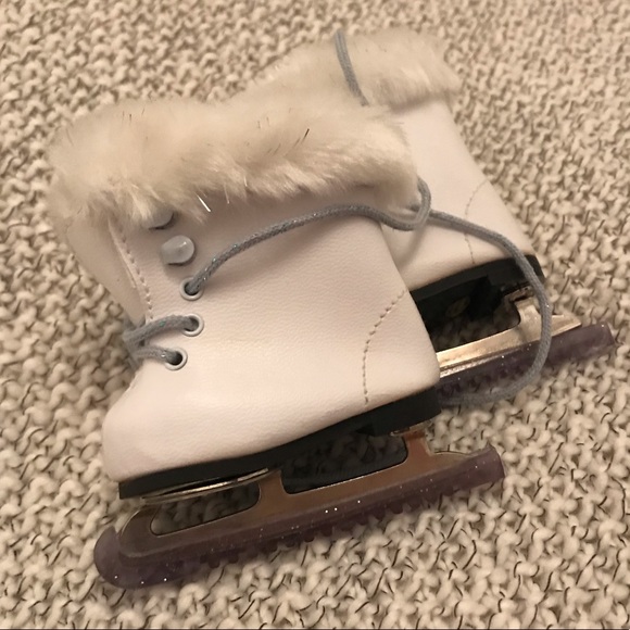 RETIRED American Girl Doll Ice Skating Outfit - Picture 3 of 5